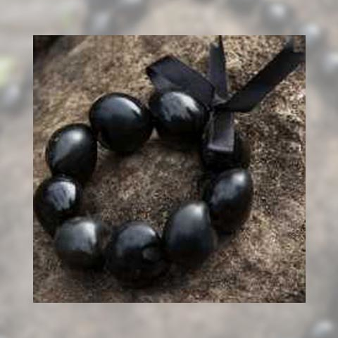 kukui nut braclet